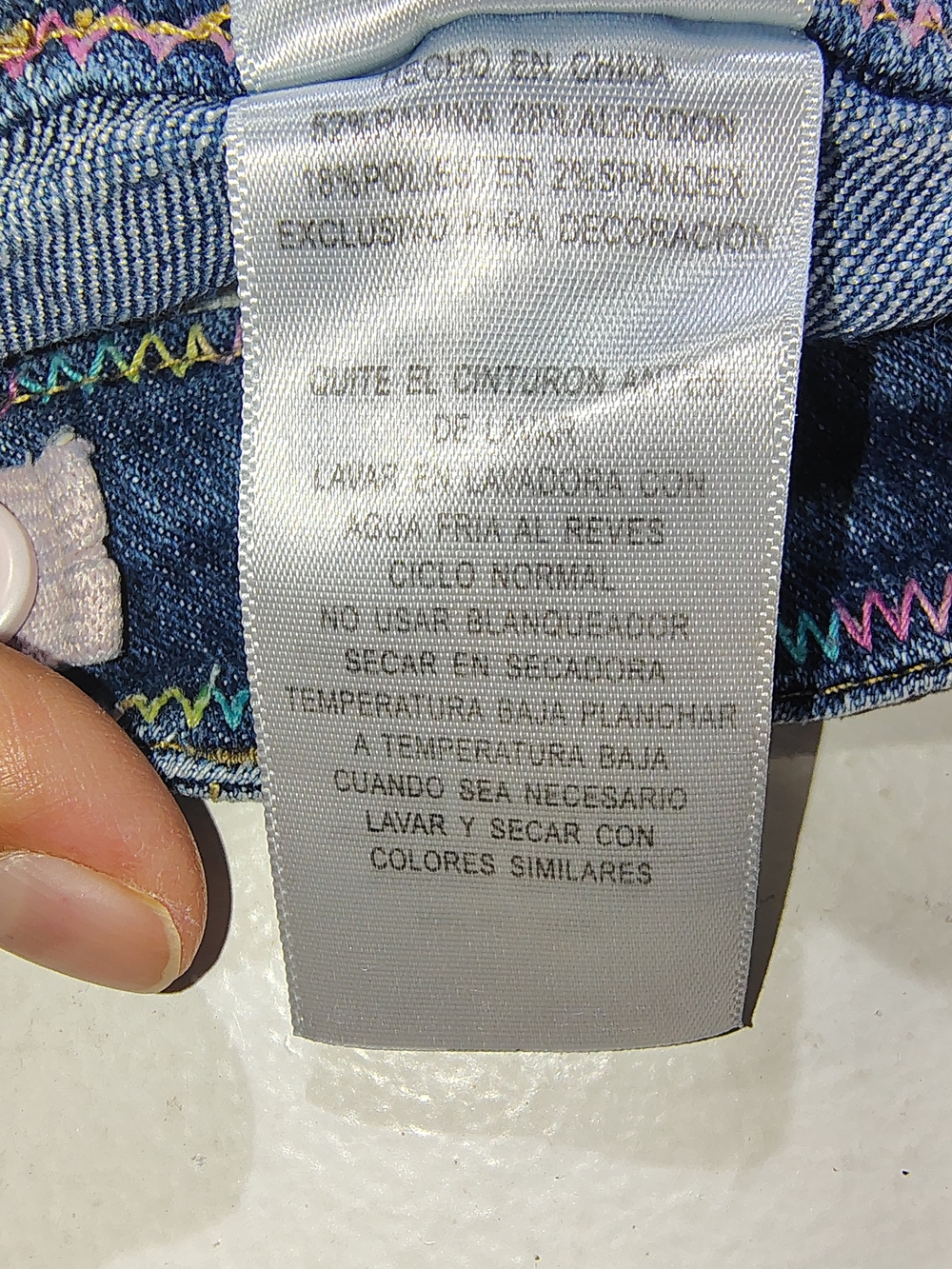 Levi's Strauss & Co Girls Denim Blue Shorts Size 6 Embroidered Logo Adjustable - Picture 7 of 12
